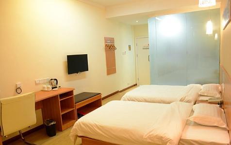 Thank Inn Chain Hotel Henan Xinyang Train Station Gongqu Road Eksteriør billede